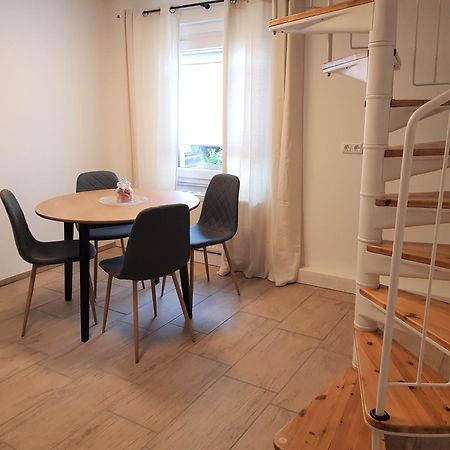 הורטגנוואלד Ferienwohnung Alte Landstube מראה חיצוני תמונה